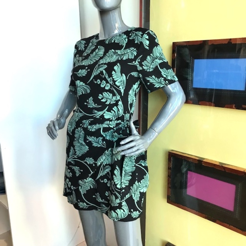 CINQ A SEPT "Bia" Crewneck Side-Tie Palm Print Dress NWOT/sz 4 - Picture 3 of 14